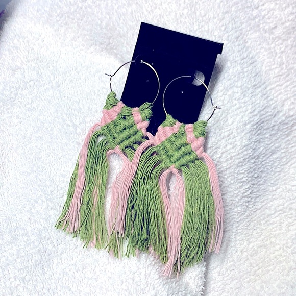 🆕»-»FaNcY MoDeRn DaY HoOpS w/a tWiSt« HaNdCrAfTeD »ClAsSiC bOhO sTyLe« Macrame - Picture 2 of 16